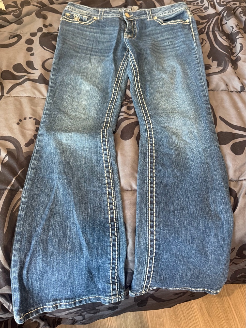 Paisley Sky Women's Medium Blue Boot Cut Jeans